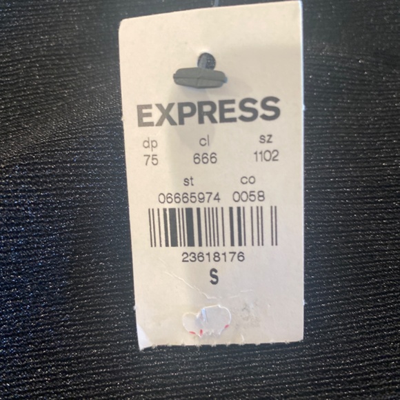 Black Express blouse - Picture 2 of 2